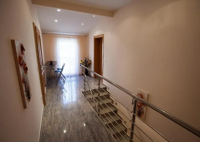 In With Sea View, Balcony, Air Conditioning, Wifi 3492-9 Apartman *