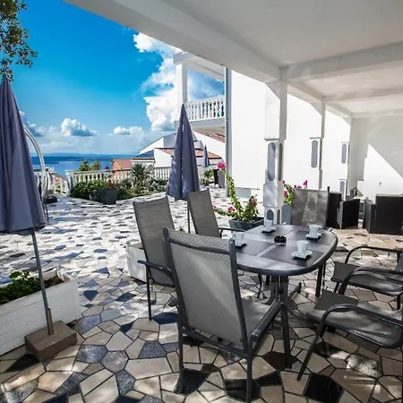 In With Sea View, Balcony, Air Conditioning, Wifi 3492-9 *
