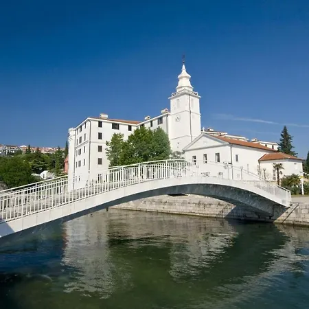 In With Sea View, Balcony, Air Conditioning, Wifi 3492-9 Appartamento