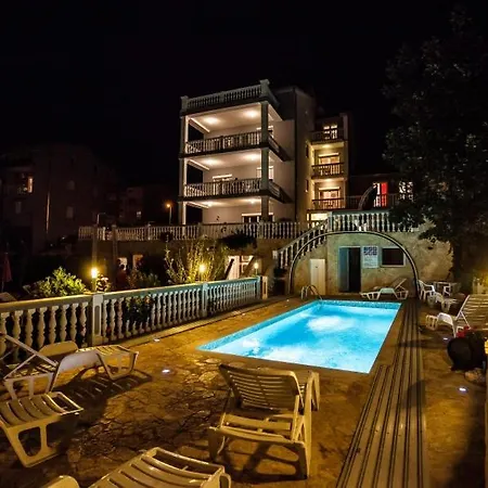 In With Sea View, Balcony, Air Conditioning, Wifi 3492-9 Apartment