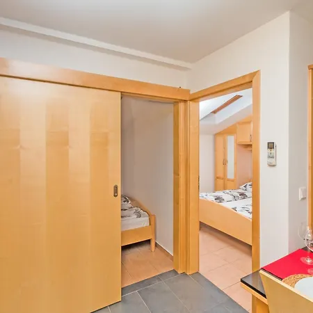 In With Sea View, Balcony, Air Conditioning, Wifi 3492-9 Crikvenica