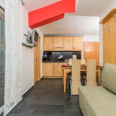 In With Sea View, Balcony, Air Conditioning, Wifi 3492-9 * Crikvenica