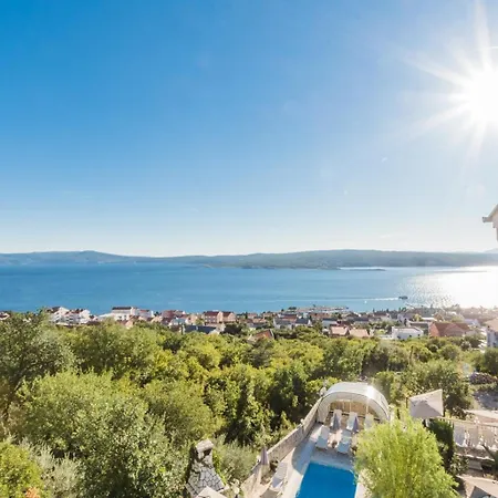 Apartment In With Sea View, Balcony, Air Conditioning, Wifi 3492-9