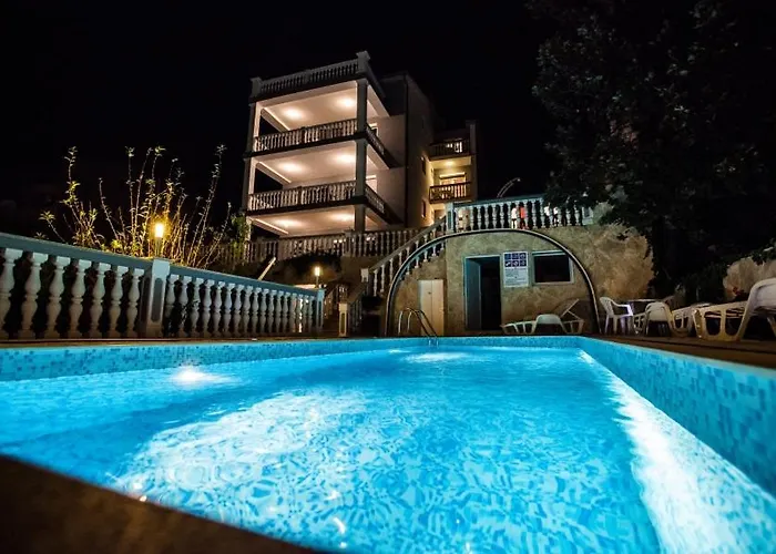 In With Sea View, Balcony, Air Conditioning, Wifi 3492-9