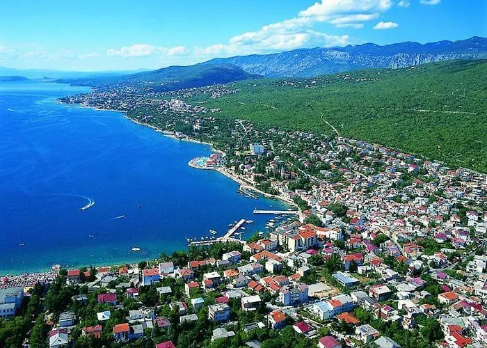 Apartment In With Sea View, Balcony, Air Conditioning, Wifi 3492-9 Crikvenica